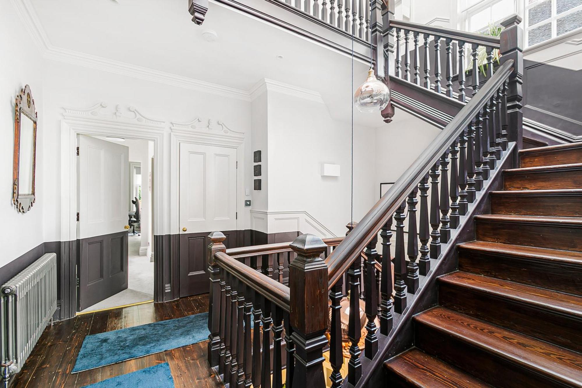 The Vicarage By Hostara Homes, A Luxury 4 Bedroom Designer In Highgate, Perfect For Families And Groups Apartment *