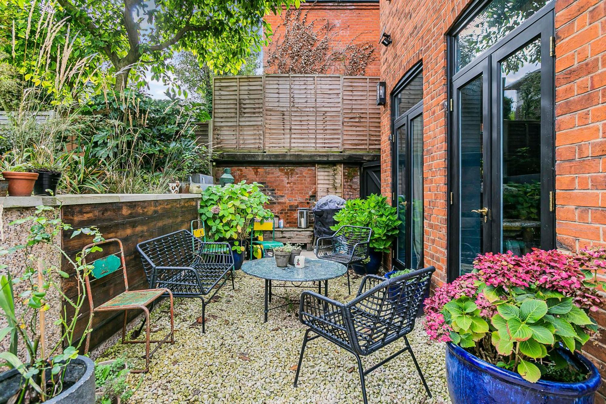 The Vicarage By Hostara Homes, A Luxury 4 Bedroom Designer In Highgate, Perfect For Families And Groups